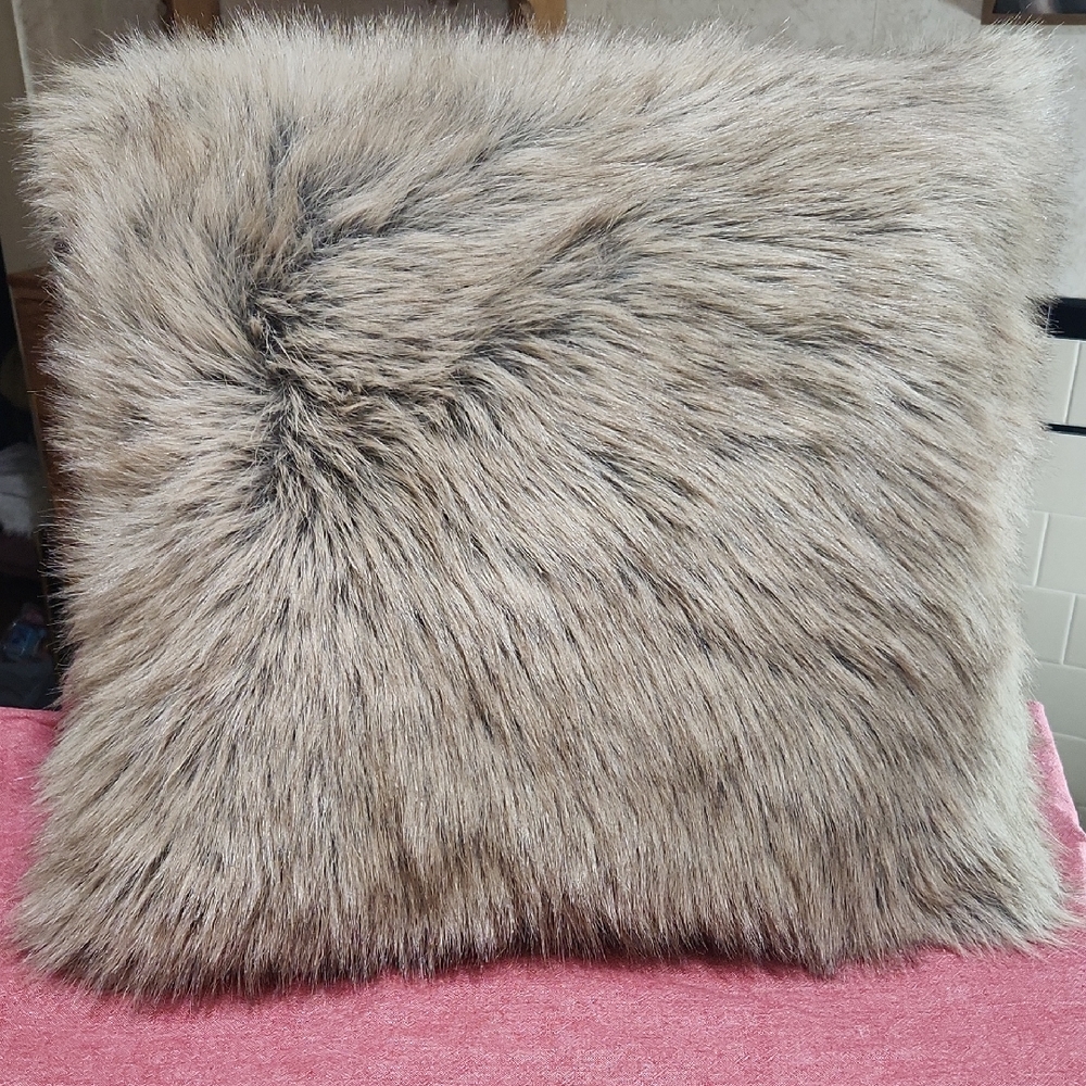 Threshold Toss Pillow